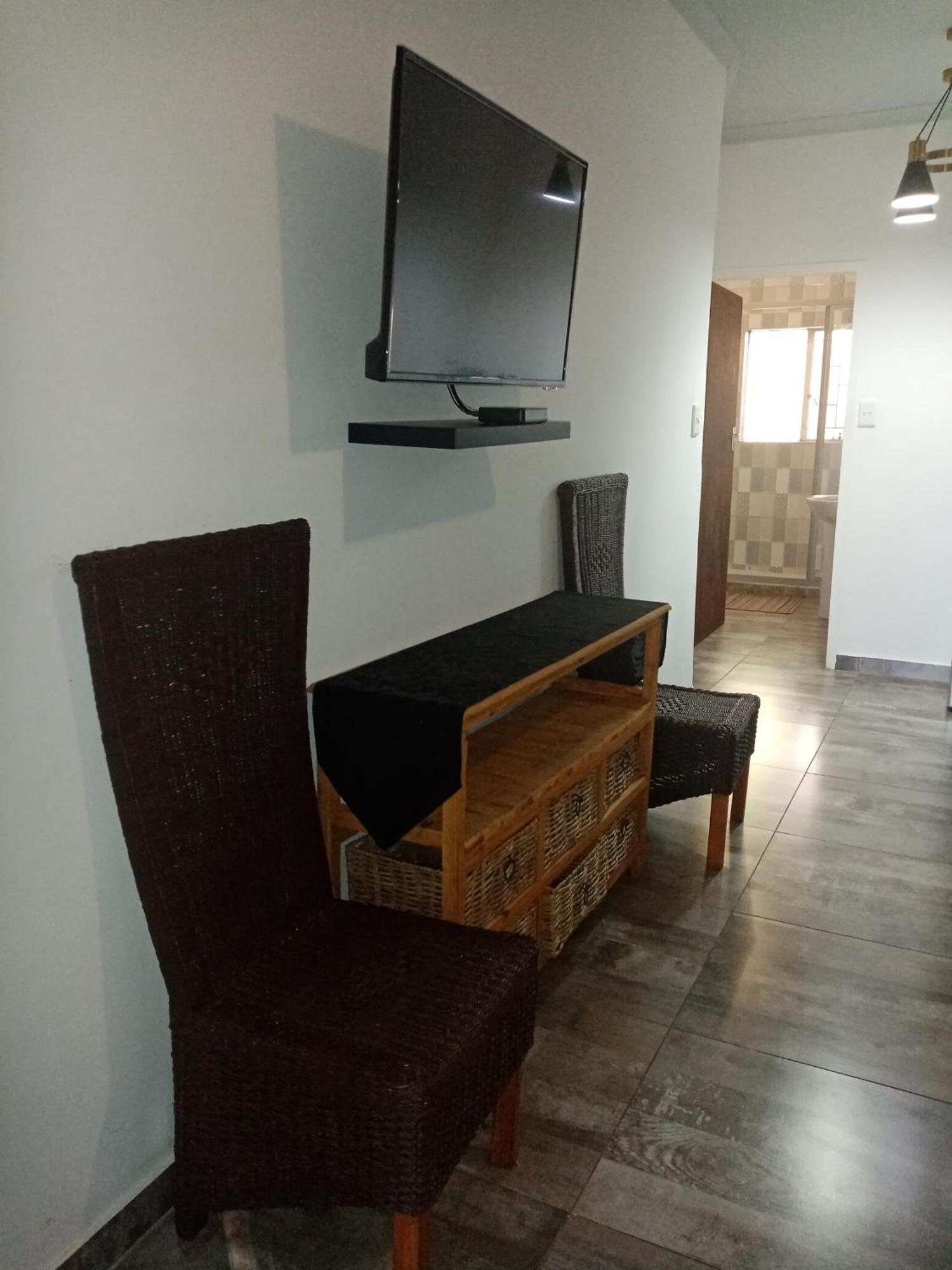 De La Rose Guesthouse Lephalale ภายนอก รูปภาพ