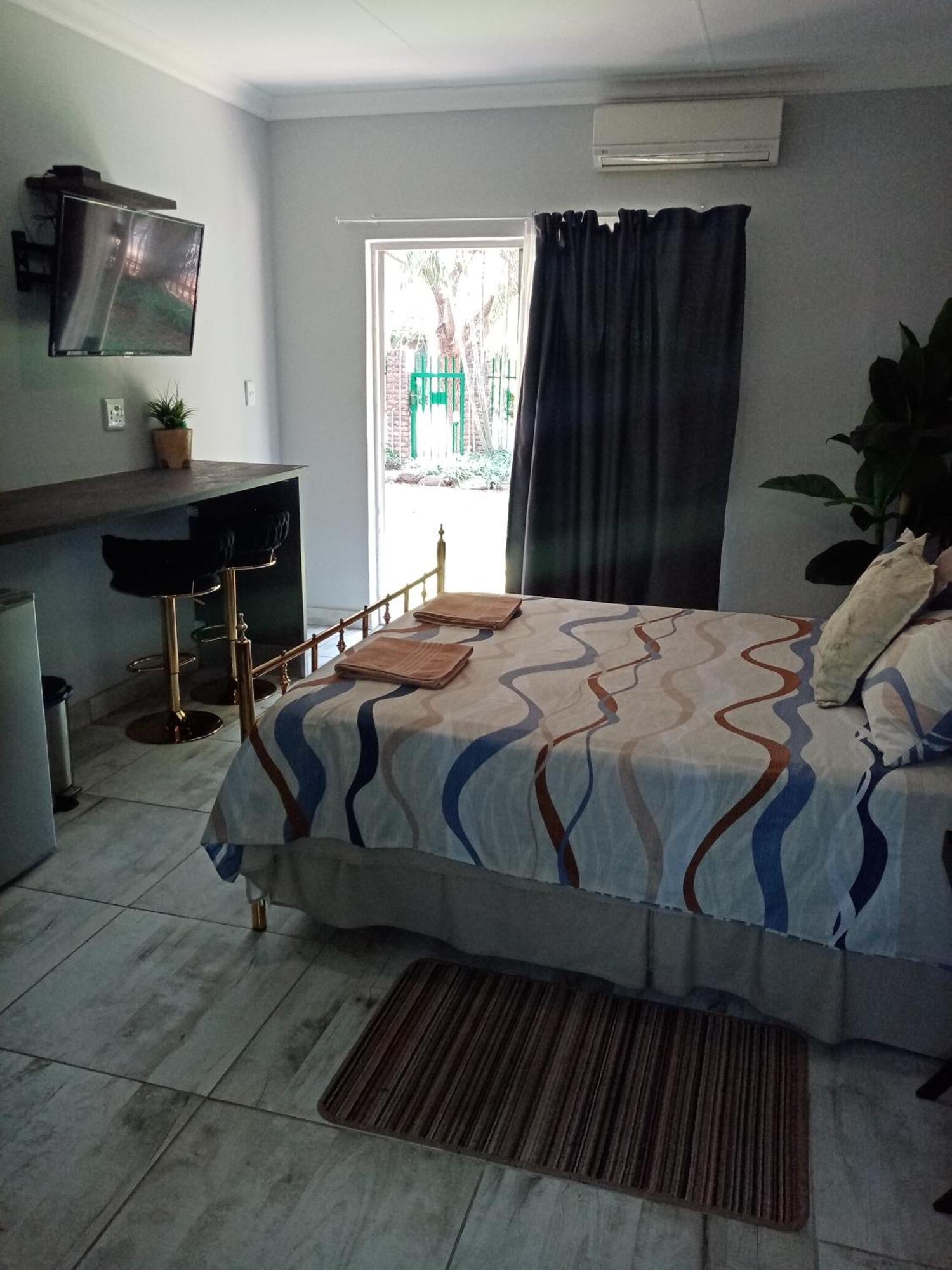 De La Rose Guesthouse Lephalale ภายนอก รูปภาพ